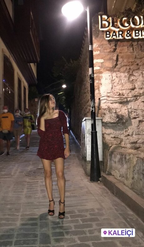 Merve Elmas onlyfans porn leaks