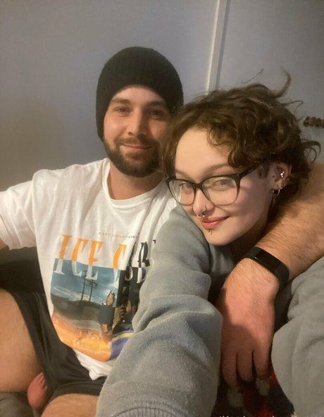 littlemisslollii onlyfans star