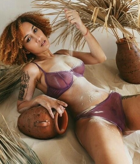 Stakis Laus onlyfans.