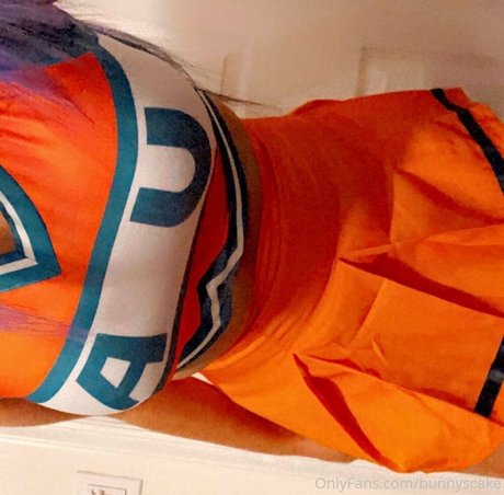 bunnyscake onlyfans model photo