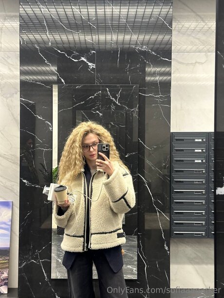 sofiaaaparker onlyfans naked porn