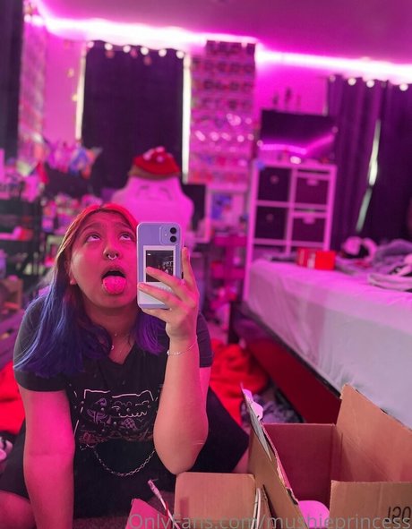 geekie boos onlyfans nude leaked