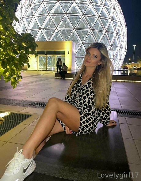 lovelygirl17 onlyfans leaks
