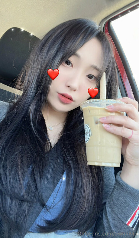 awnnivip only fans photos