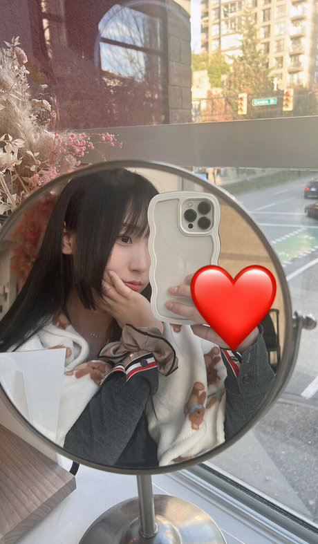 awnnivip onlyfans topless