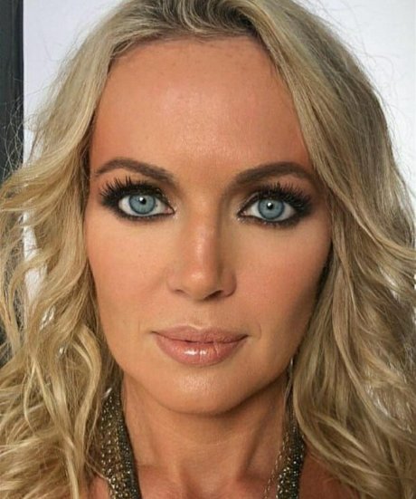 Isla Traquair onlyfans page