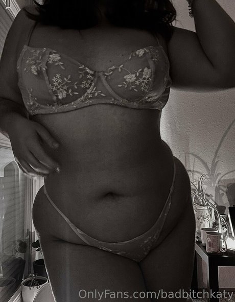 badbitchkaty nude only fans leaks