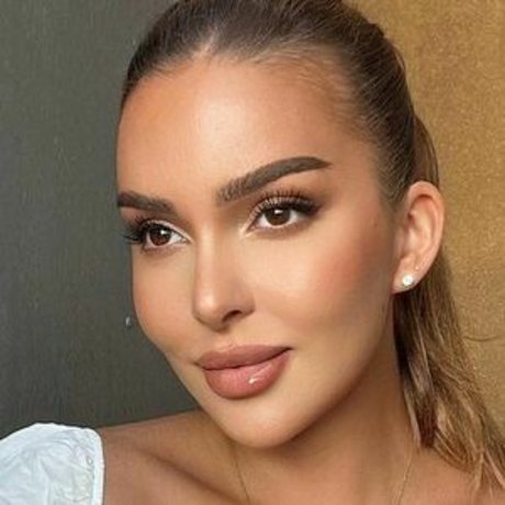 Sara Chafak onlyfans pics