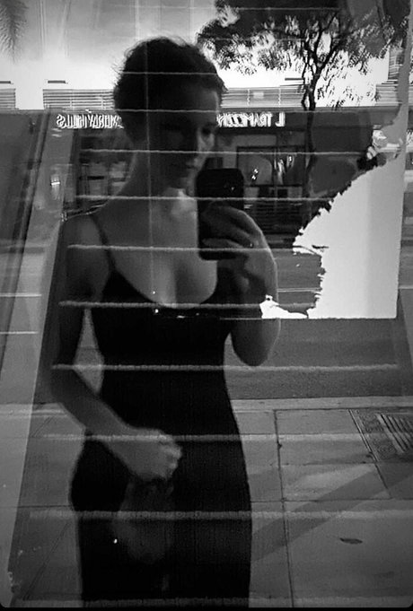 Annalise Basso onlyfans nude