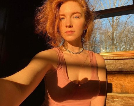 Annalise Basso onlyfans leak porn