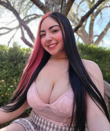 melodyloyuh onlyfans strip