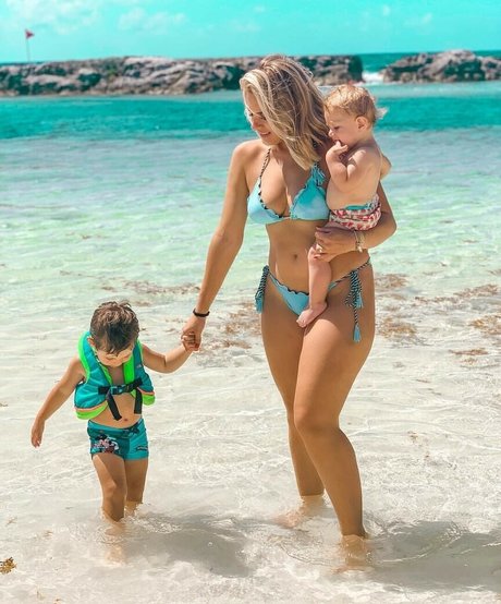 Babi Sabbag onlyfans hot