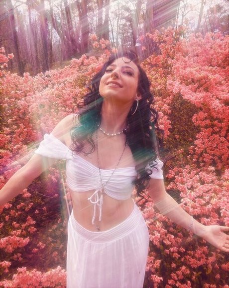 urbabysadie nude onlyfans pics