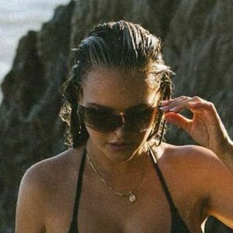 Kinsey Wolanski onlyfans leaks.