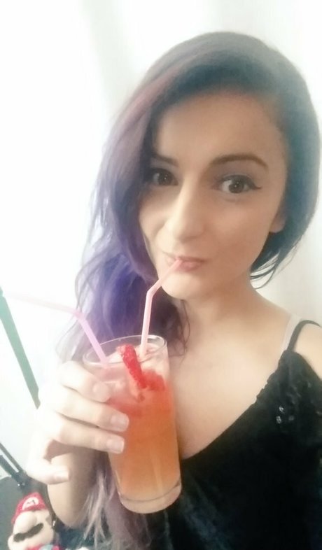 AnnieFuchsia xxx onlyfans