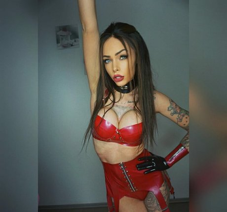 Tyra Kadney onlyfans archive