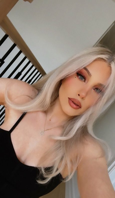 Emerome tits onlyfans