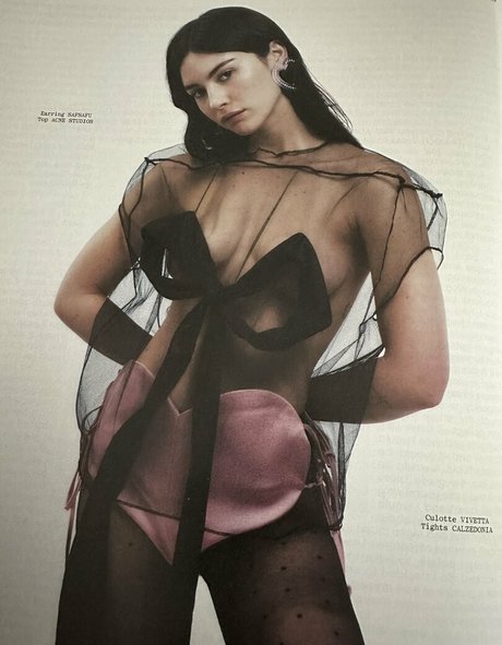 Gracie Abrams onlyfans leake