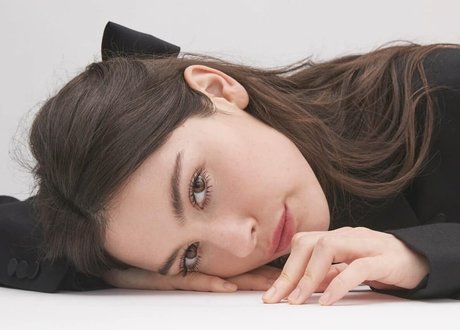 Gracie Abrams onlyfans gratis