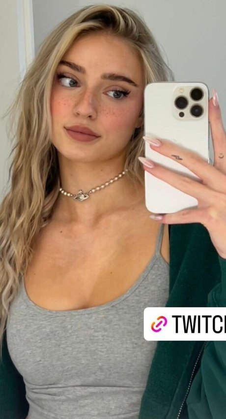 HoneyPuu onlyfans sex leaked