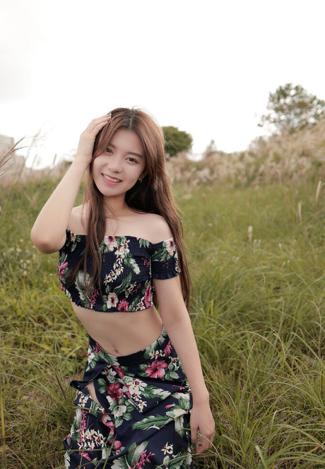 caroline jvid desnuda onlyfans