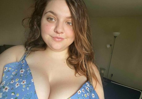 lexiiio boobs onlyfans