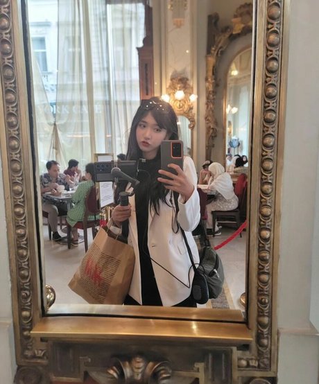 jinnytty naked on onlyfans