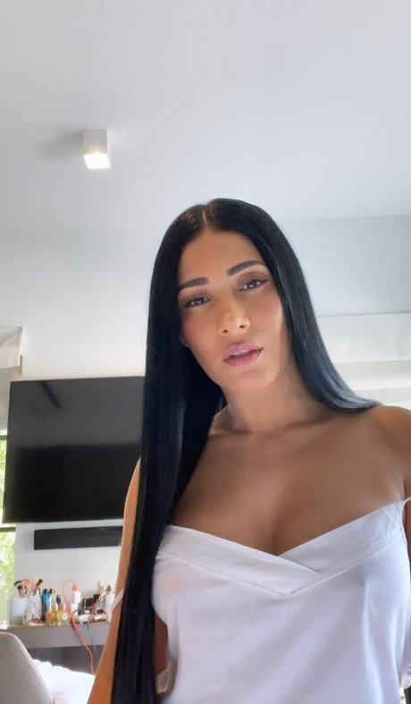 Simaria onlyfans pictures