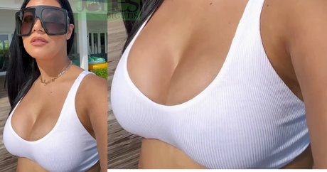 Simaria is on onlyfans