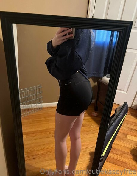 cutiekaseyfree naked onlyfans pics