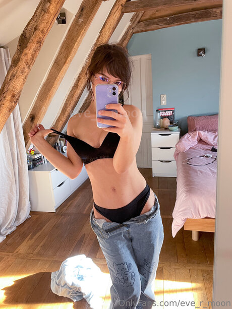 eve r moon onlyfans for free
