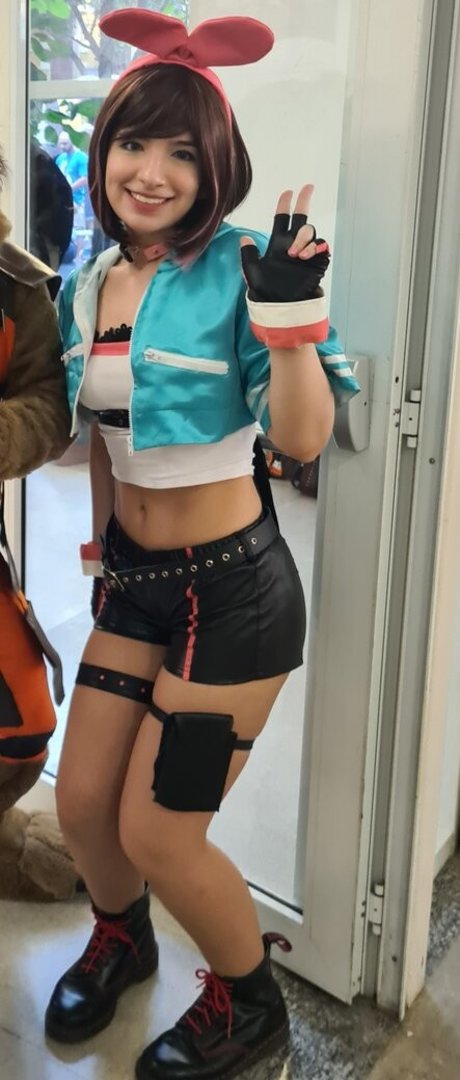 Faye Tan onlyfans strip tease