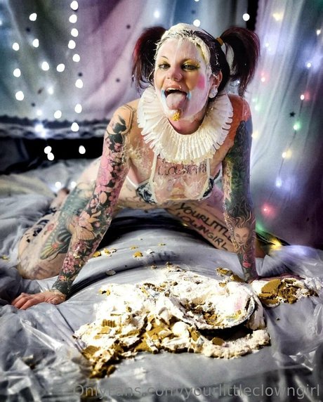 yourlittleclowngirl leaked onlyfans pictures