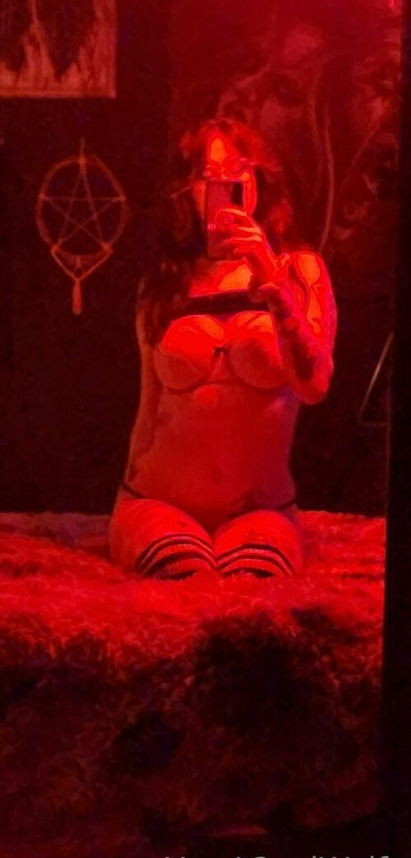 yourl3wdwaifu onlyfans leaked pics