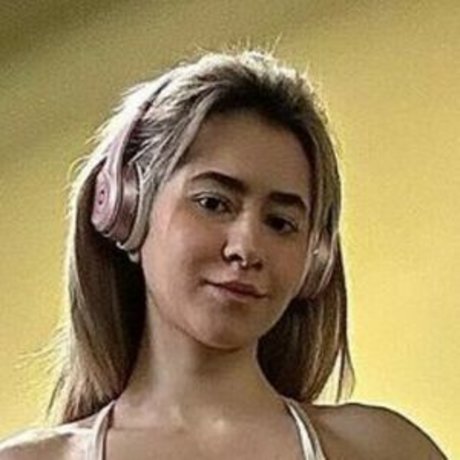 Kenza lifts onlyfans picture