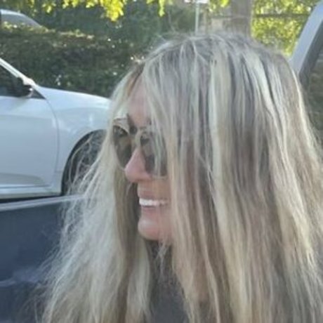 Mamie Van Doren onlyfans mega