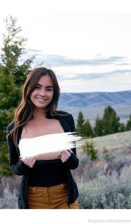 Alexchov nude onlyfans leaked