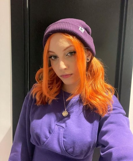 Mona Schon onlyfans hot