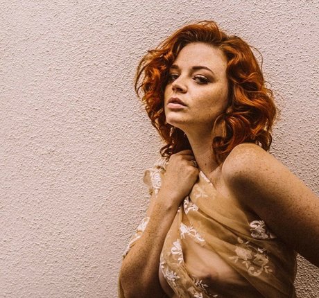 Freckledhobo onlyfans leaked.