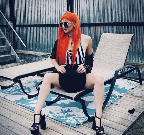 GiGi Dolan only fans pic