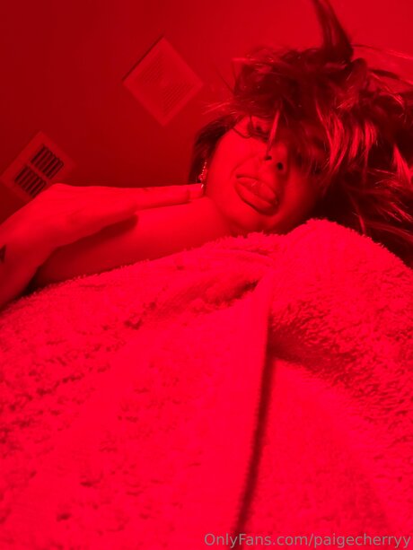 Paigecherryy Profile pic