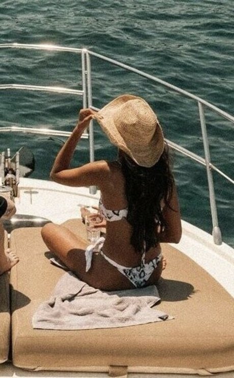 Ella Balinska nudes onlyfans