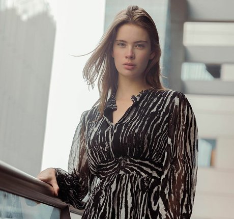 Benthe Ten Broek onlyfans leaked pics