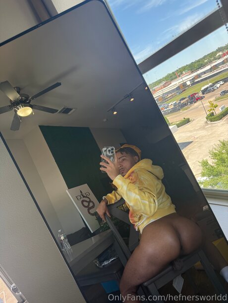 Hefnersworldd onlyfans leaks nudes