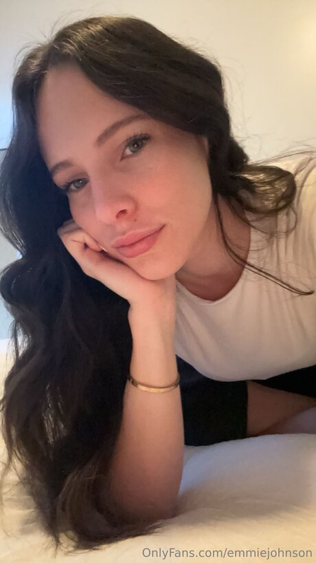 Emmiejohnson onlyfans lesk