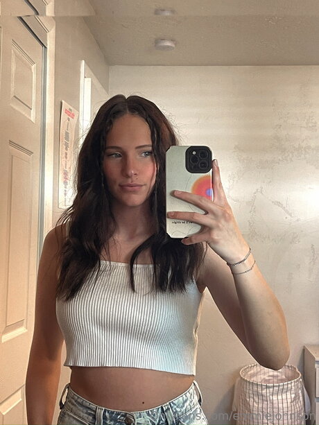 Emmiejohnson only fans photos