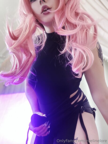 Evelinelore onlyfans leaked photos