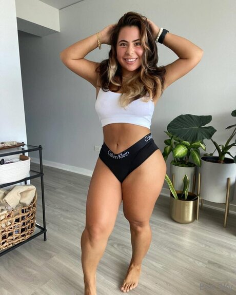 Eva Sky only fans nude