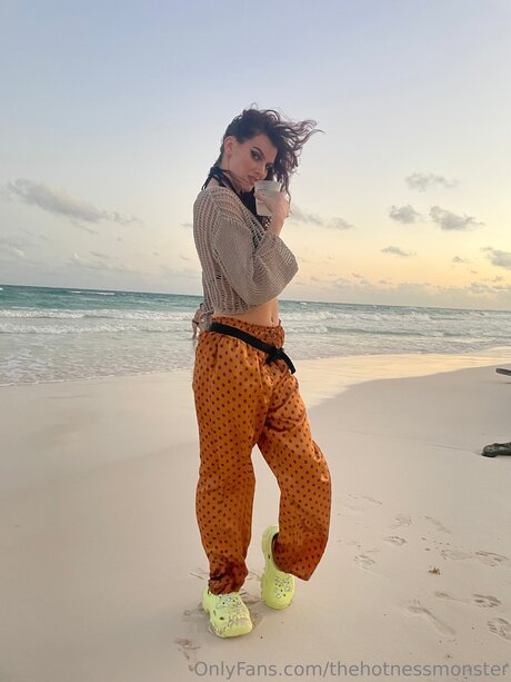 Thehotnessmonster free only fans