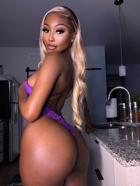 Christinachocolate nsfw onlyfans